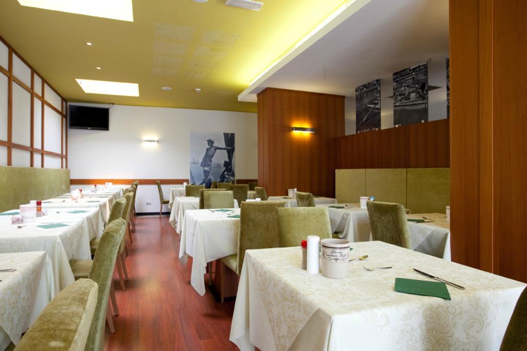 Hotel Vienna Lido di Jesolo Exteriér fotografie