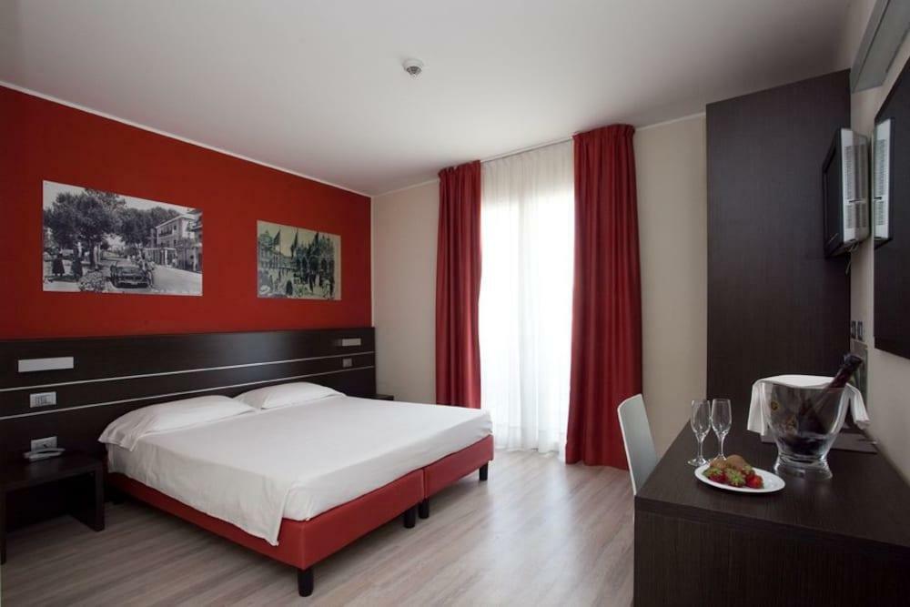 Hotel Vienna Lido di Jesolo Exteriér fotografie